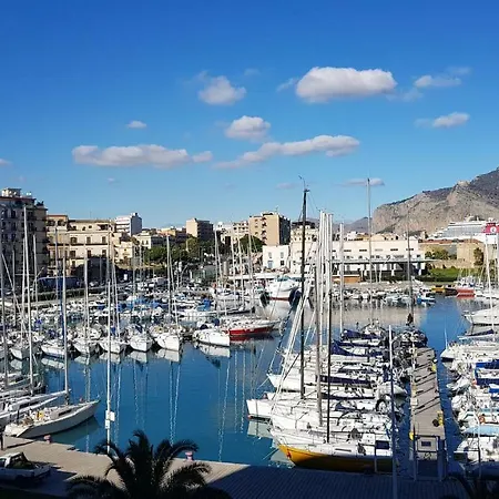 Appartement Ci'cala House