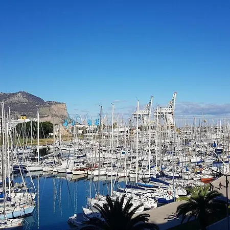 Appartement Ci'cala House *