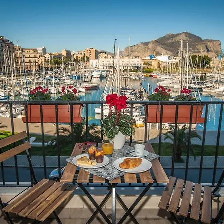 Appartement Ci'cala House *